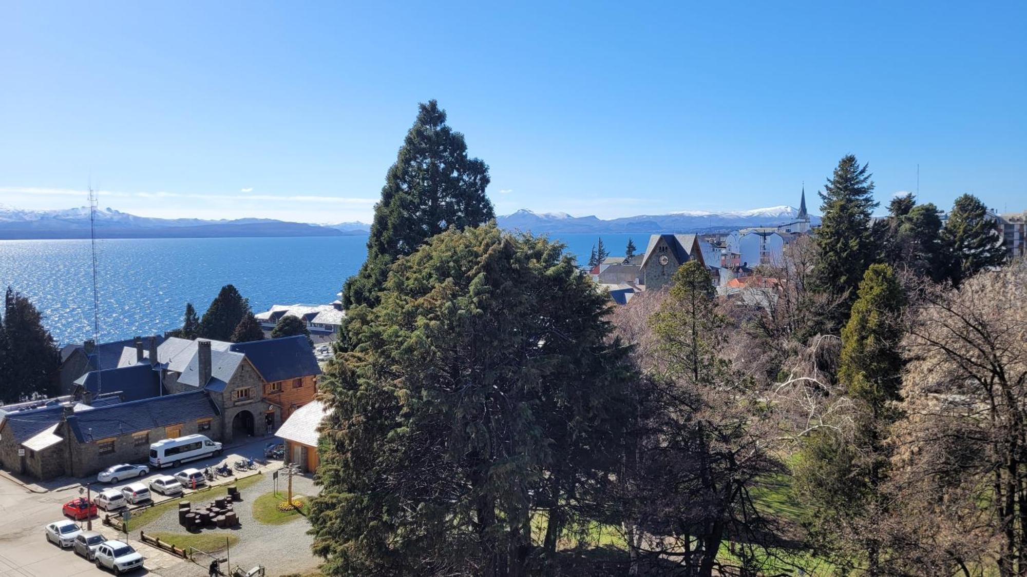 Hermoso Departamento Con Vista Al Lago San Carlos de Bariloche Bagian luar foto